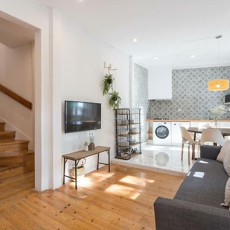 Alfama Tale Four-Bedroom Apartment W/ River View - By Lu Holidays Лиссабон Экстерьер фото