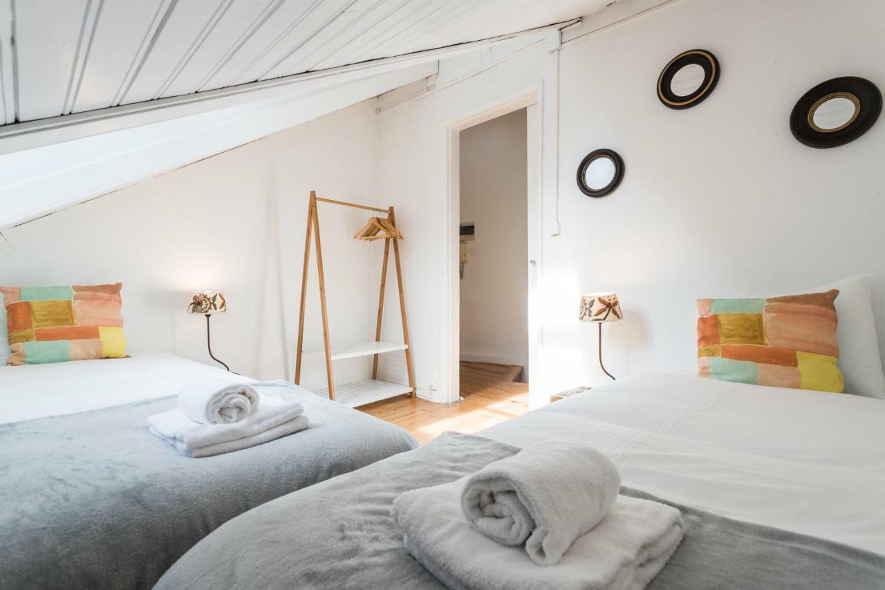 Alfama Tale Four-Bedroom Apartment W/ River View - By Lu Holidays Лиссабон Экстерьер фото